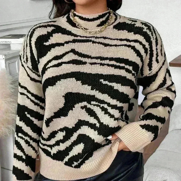 Multicolor Casual Women's Plus Size Long Sleeve Zebra Stripe Pullover Sweater - Picture 5 of 6
